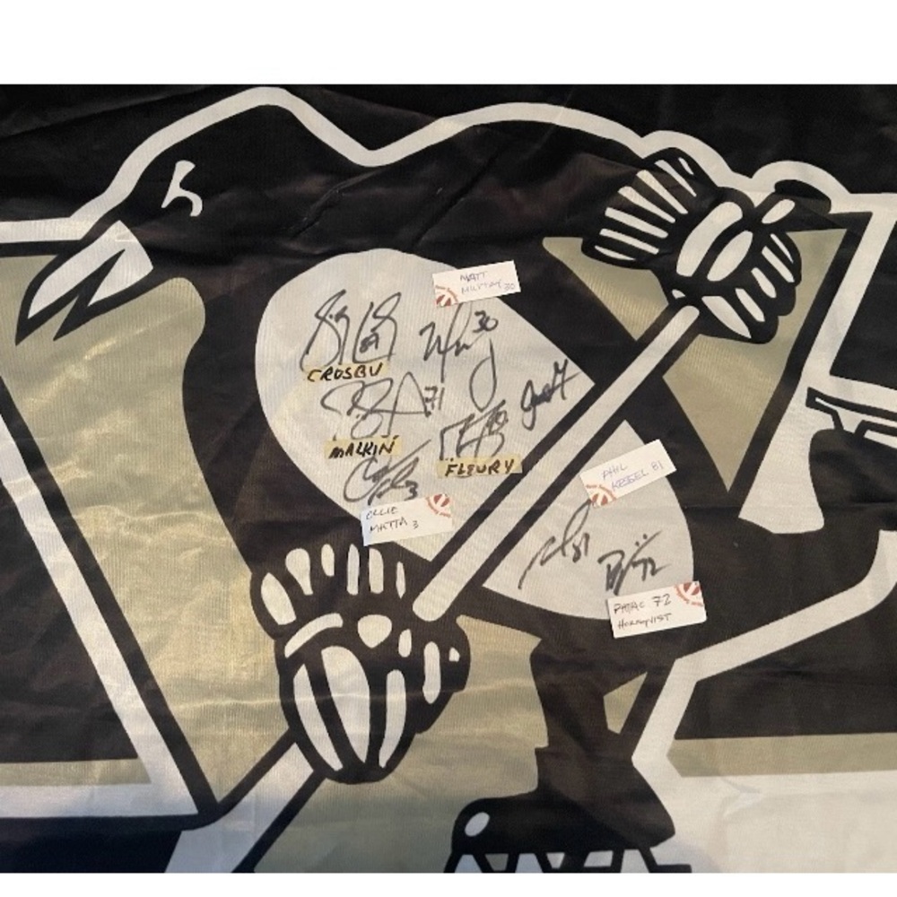 Autographed Pittsburgh Penguins flag - Picture 2 of 4